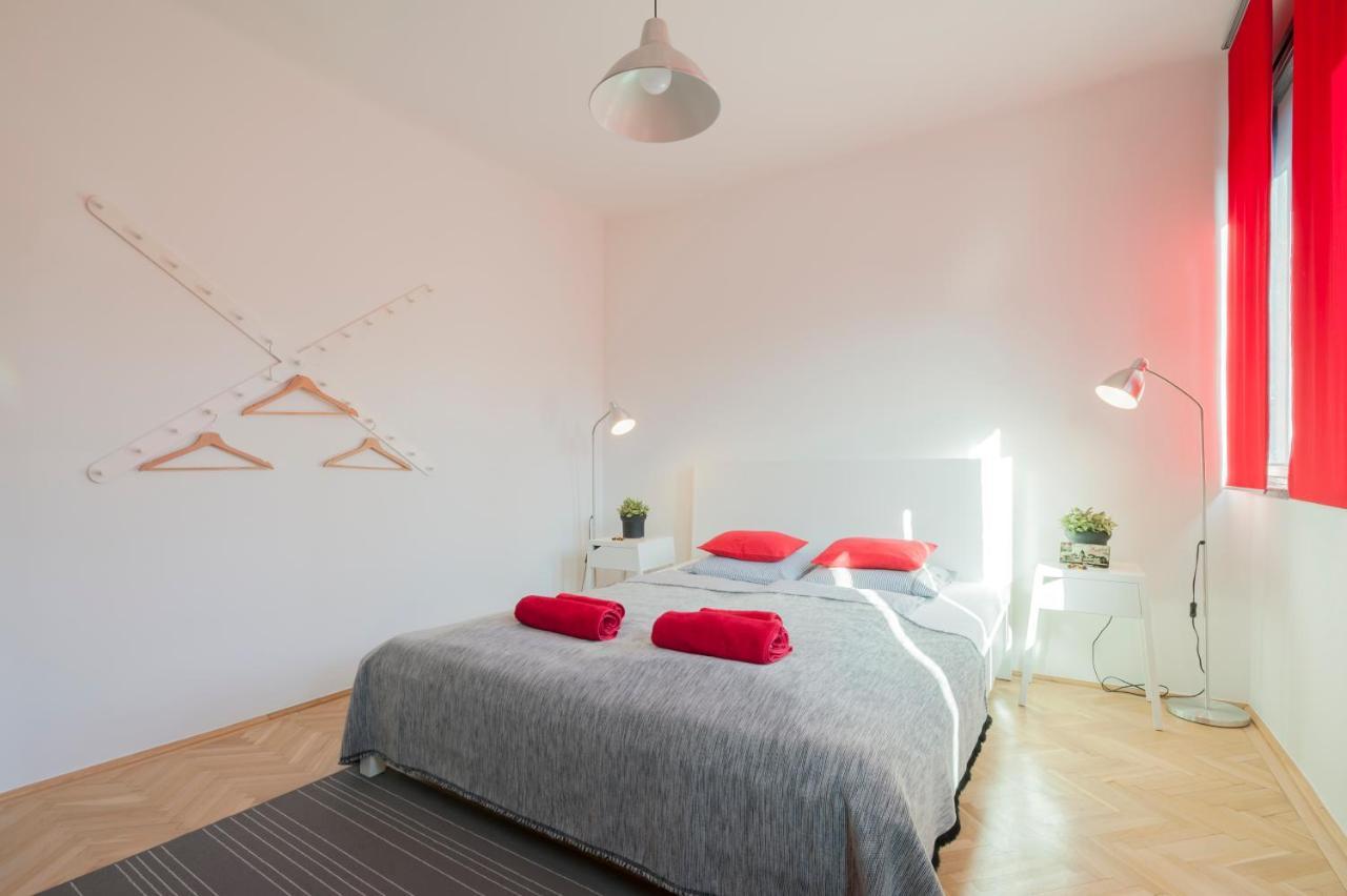 New Design Apartment By Gozsdu Court Budapest Eksteriør bilde
