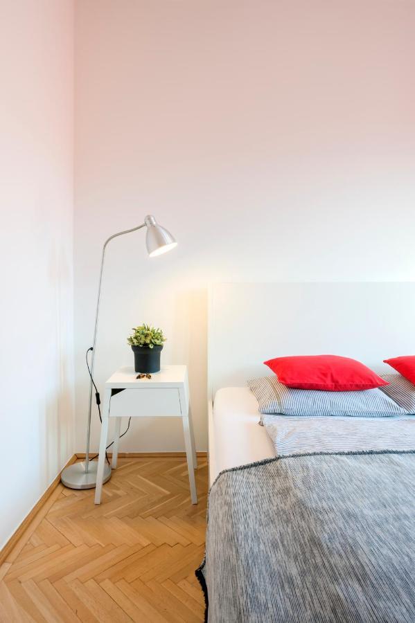 New Design Apartment By Gozsdu Court Budapest Eksteriør bilde